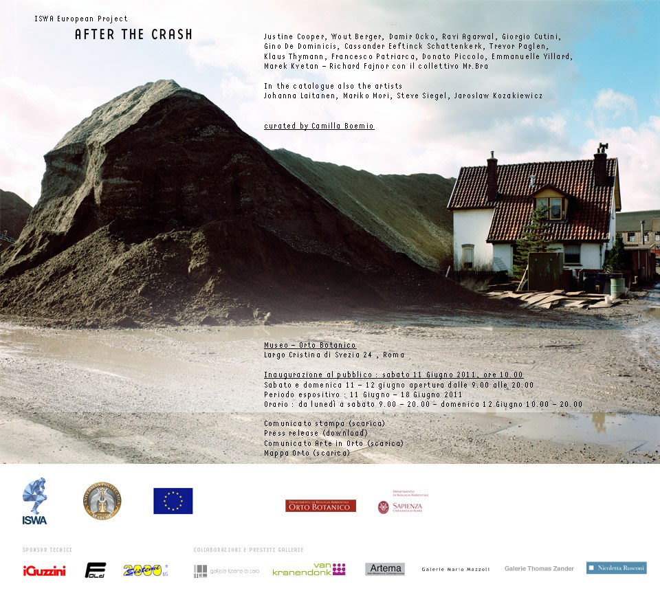 Locandina originale della mostra After the Crash con l&rsquo;elenco degli artisti e le informazioni sulla sede